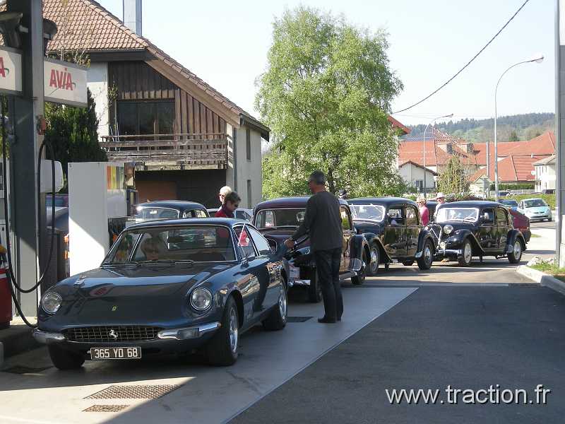 2011_CVAAM_35ans_1_Depart (23).JPG - 35 Ans du CVAAM, sortie dans le Doubs et le Jura, du 26 Avril au 1er Mai 2011, en route vers Malbuisson